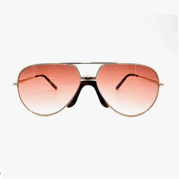 Gucci Accessories - NWT Gucci GG0432S Aviator Sunglasses, Unisex